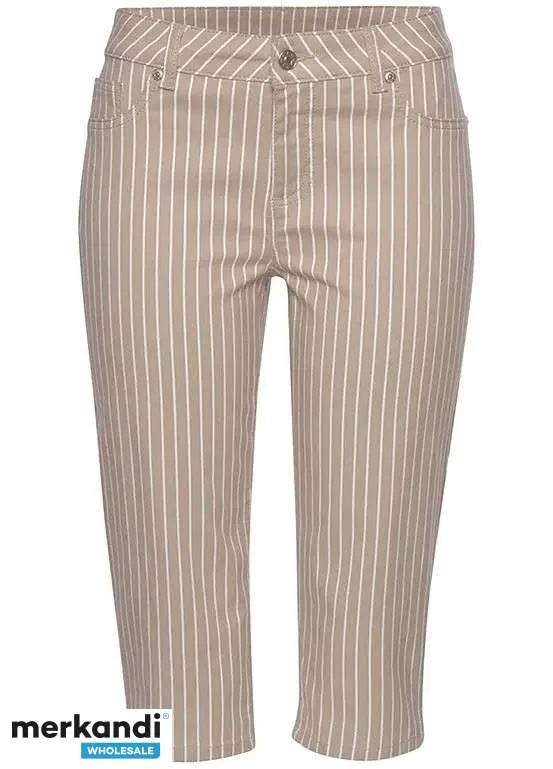 020107 Pantalón Lascana de rayas 3/4 para mujer. Un modelo. Colores: rosa y beige con rayas blancas