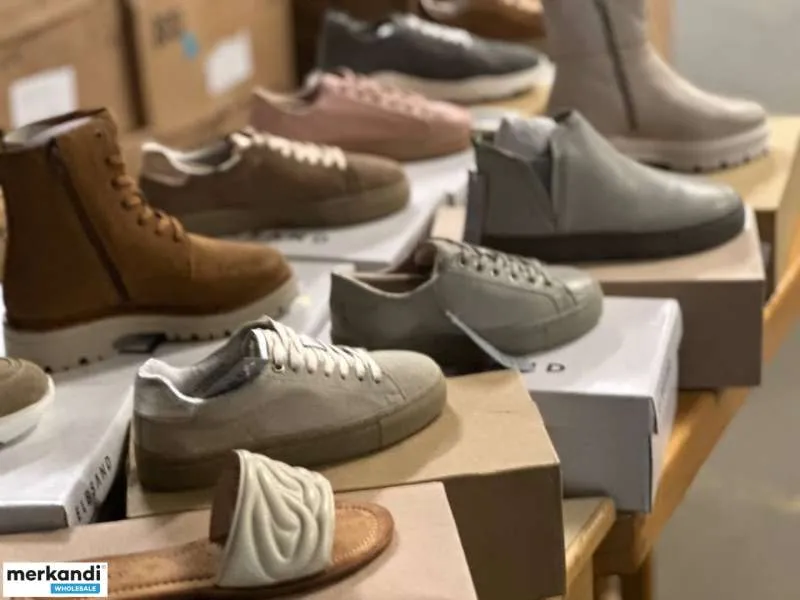 6,50€ por par, mezcla de zapatos de marca europea, mezcla de diferentes modelos y tallas para mujer y hombre, palet de stock res