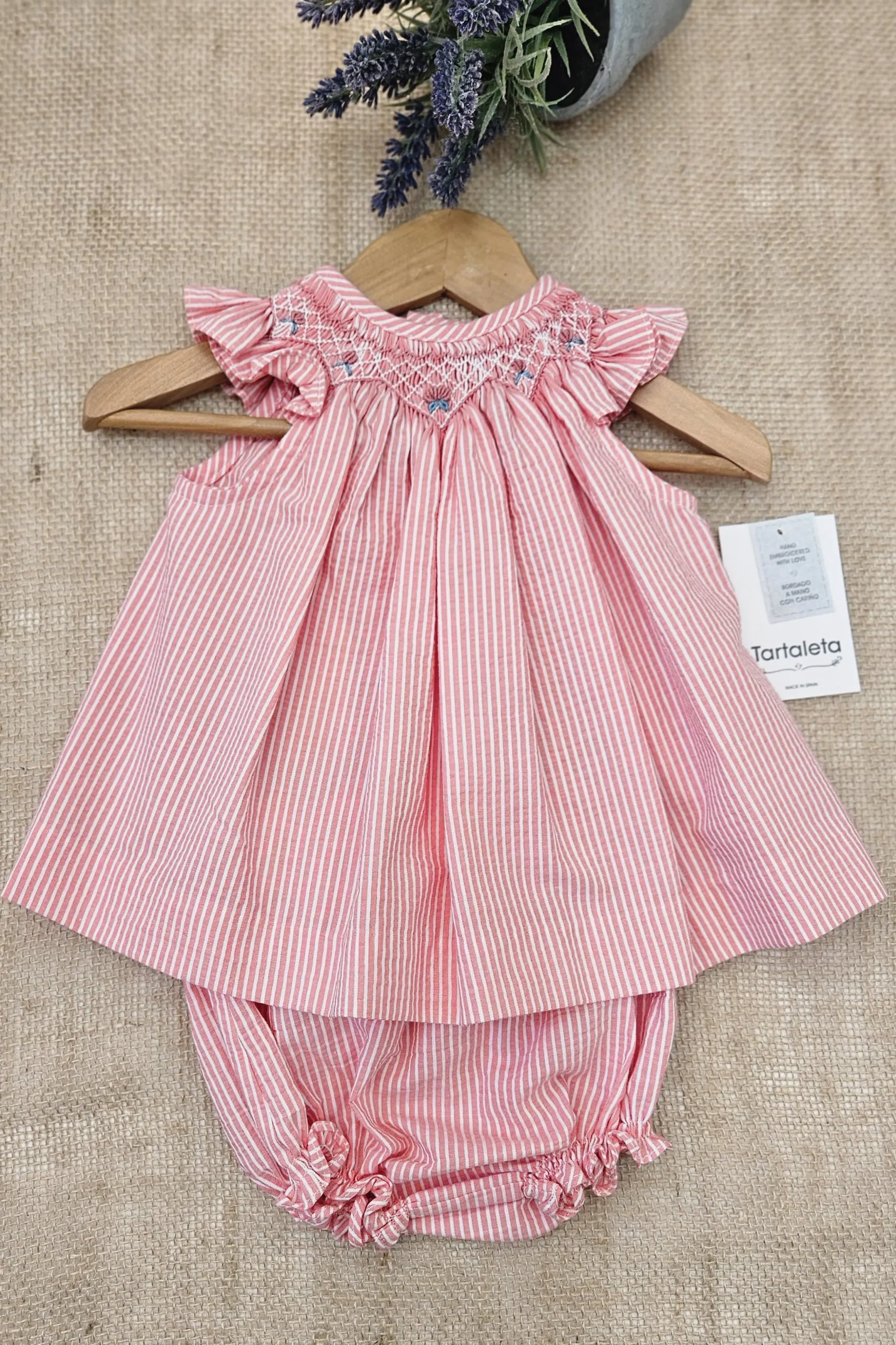 A Jesusito con braguita niña punto Smock rayas R301042