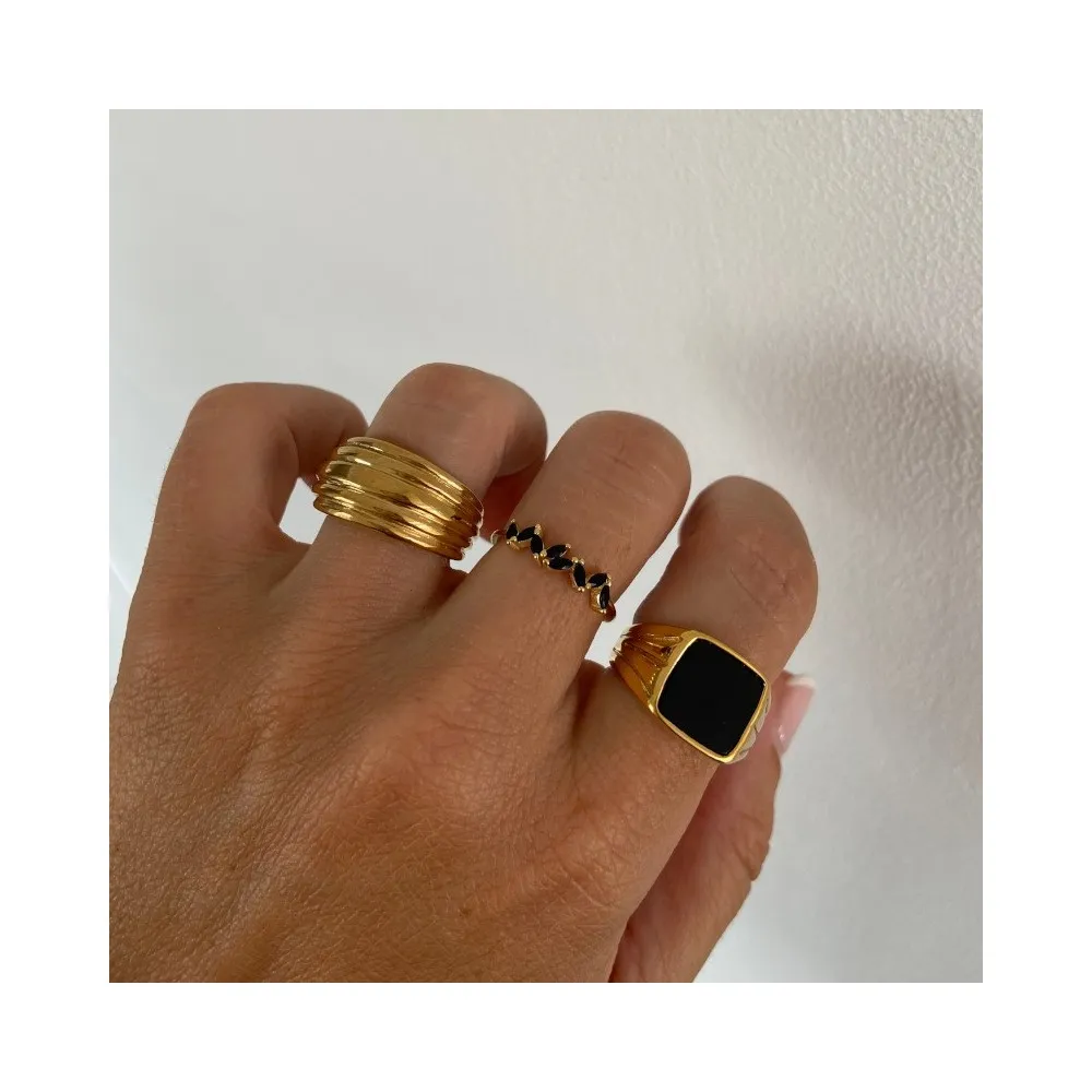 Anillo Paris Negro Oro