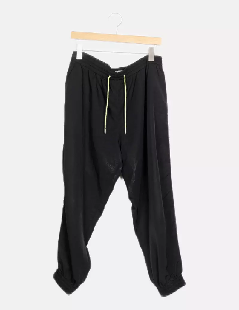 Asos Pantalón negro impermeable