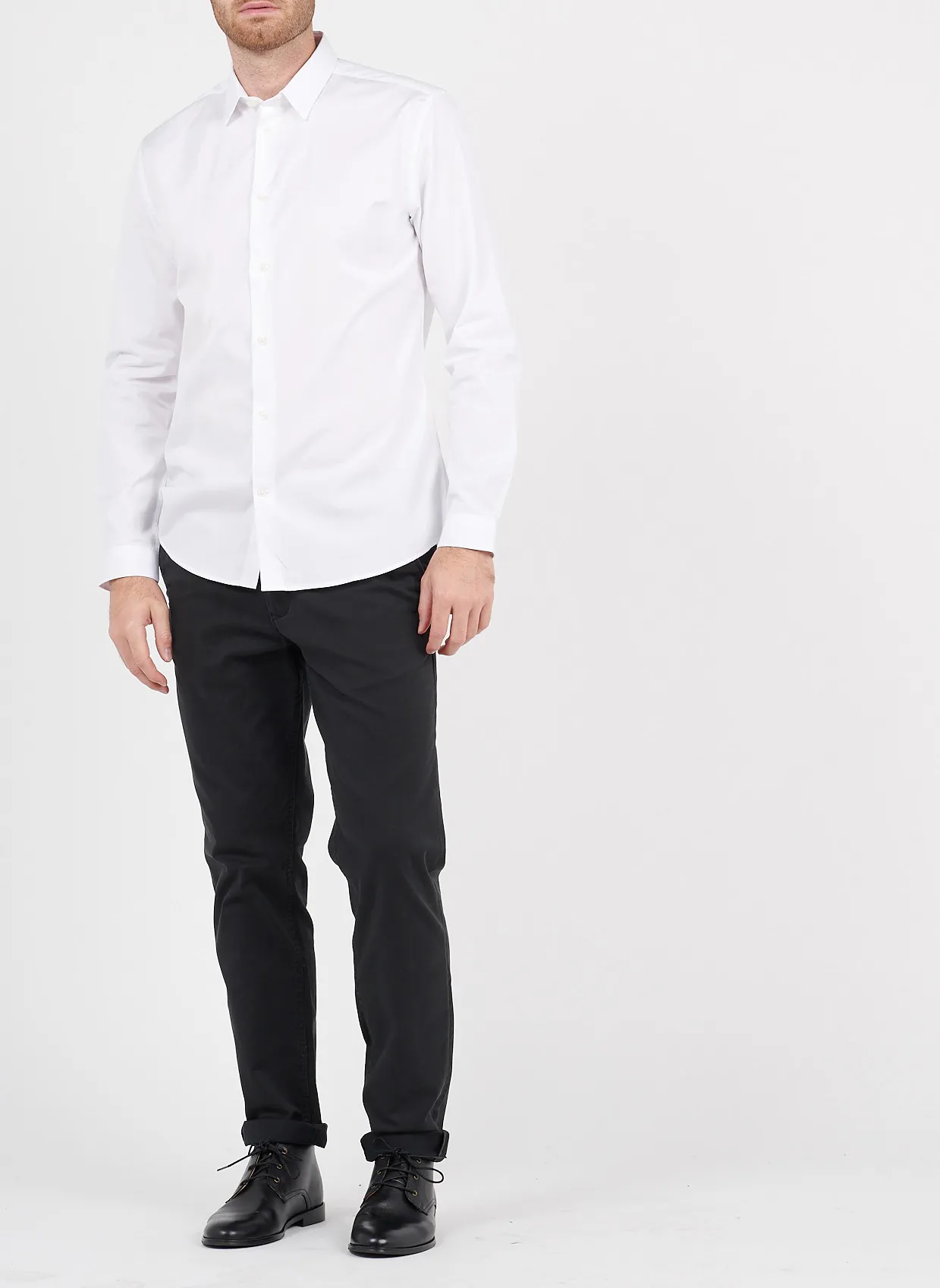 AU PRINTEMPS PARIS KRAVE  CAMISA DE CUELLO CLáSICO ENTALLADA DE ALGODóN EN BLANCO
