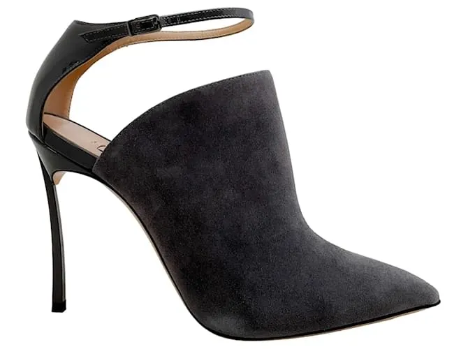 Autre Marque Shooties Casadei Gravity de gamuza gris y charol con correa en el tobillo 
