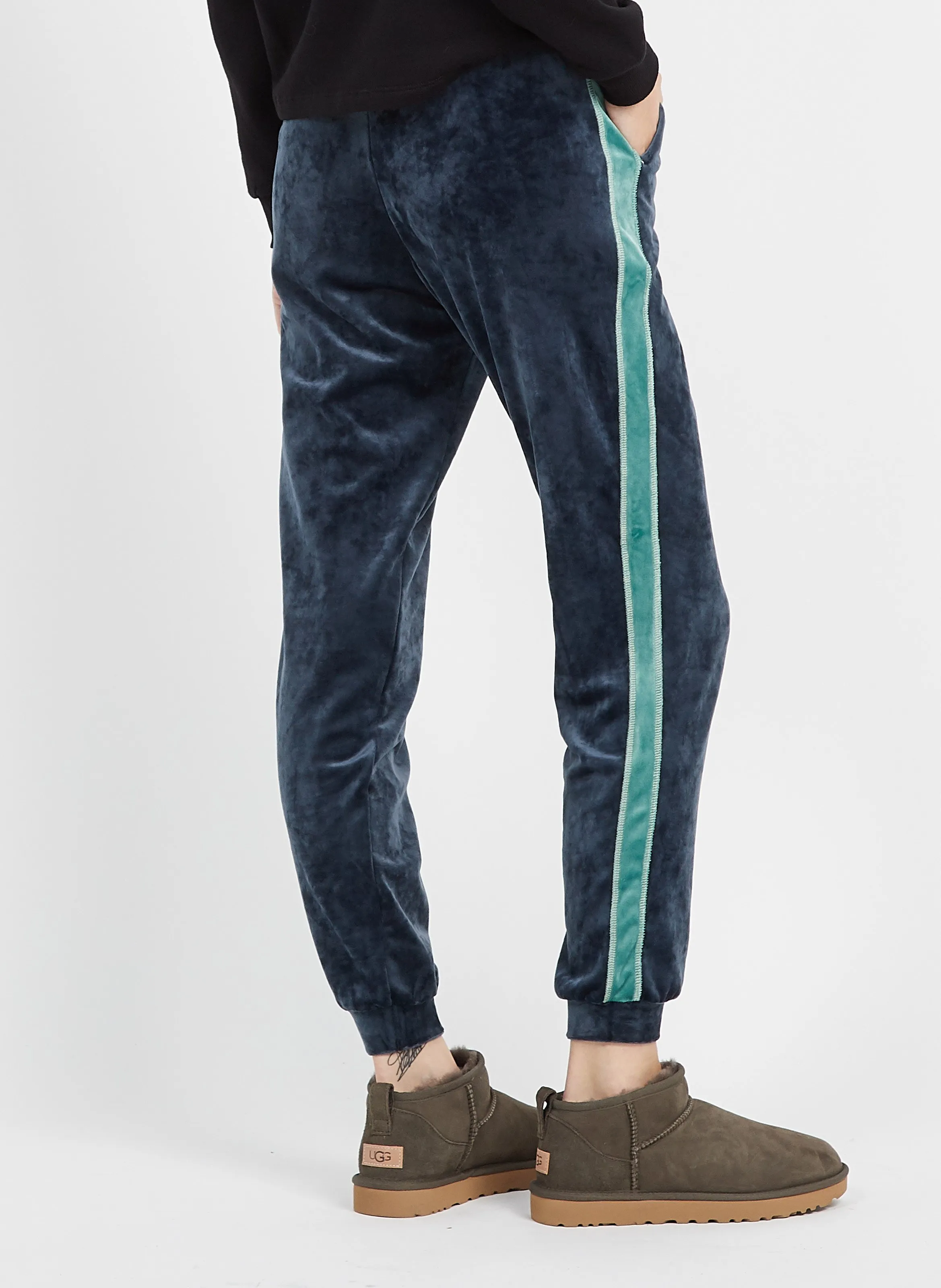 BANANA MOON QUICKLY WILDLAK  PANTALóN DE JOGGING DE TERCIOPELO EN AZUL