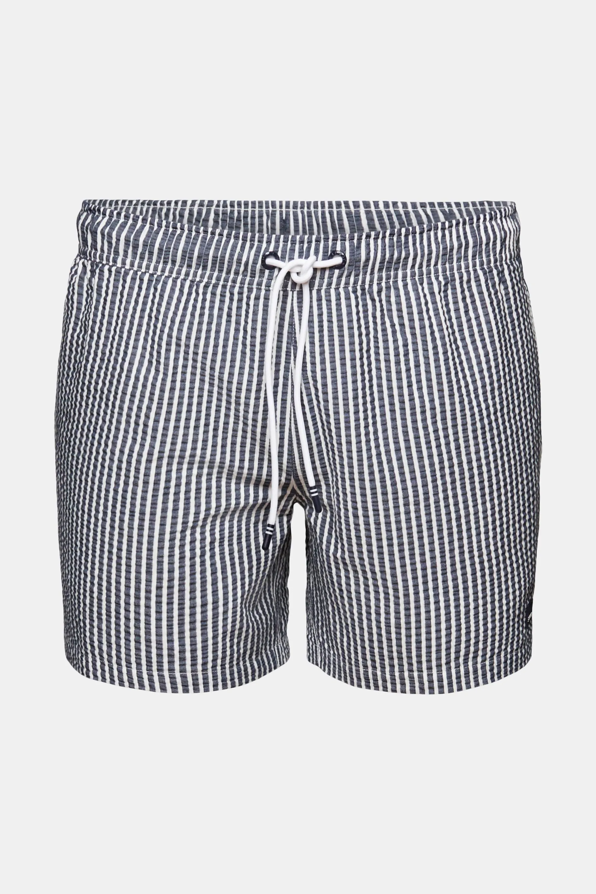 Bañador tipo short a rayas con textura