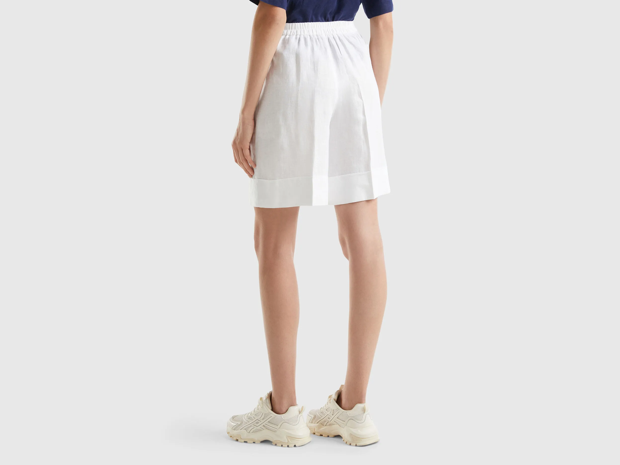 Bermudas de 100 % lino con vuelta