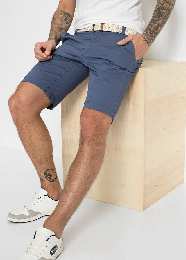 Bermudas estilo chino elásticas, con cinturón, regular fit índigo
