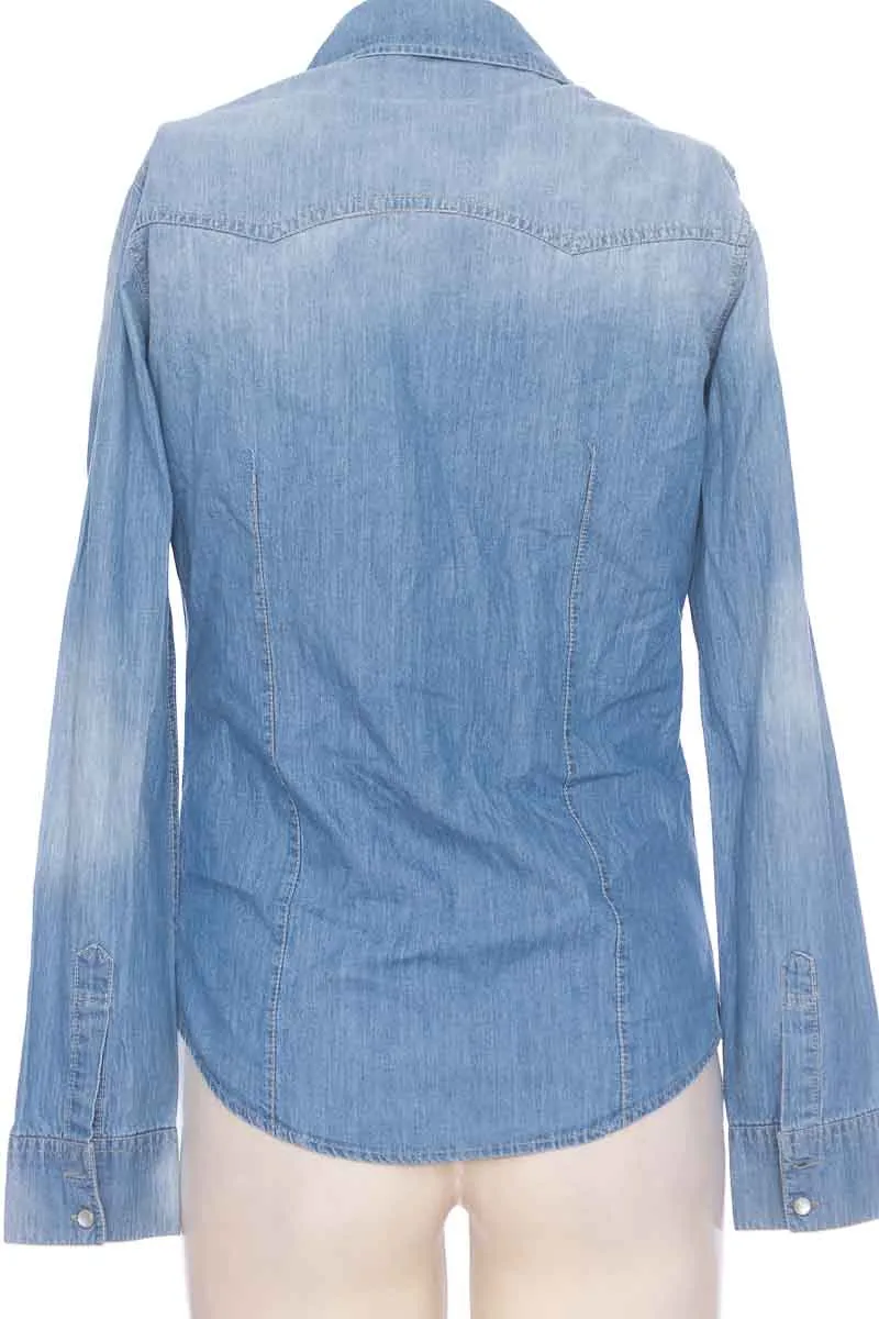 BLUSA COLOR AZUL  CLOSEANDO