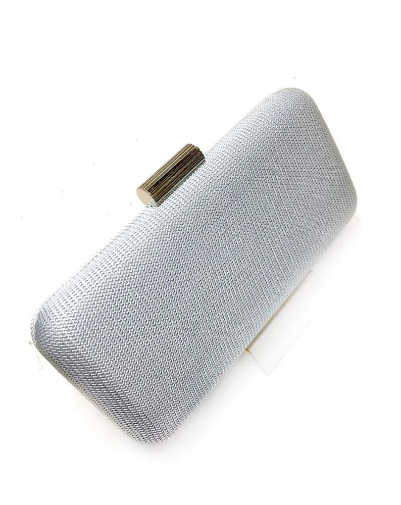 BOLSO DE FIESTA GRIS PERLADO PARA UN PERFECTO LOOK DE BODA