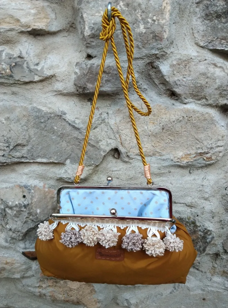 Bolso dorado