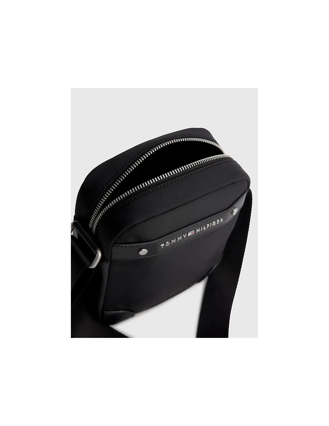Bolso reporter pequeño de repreve® de Tommy Hilfiger