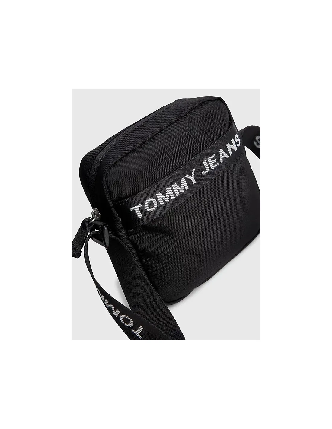 Bolso reporter reciclado cuadrado essential de Tommy Jeans