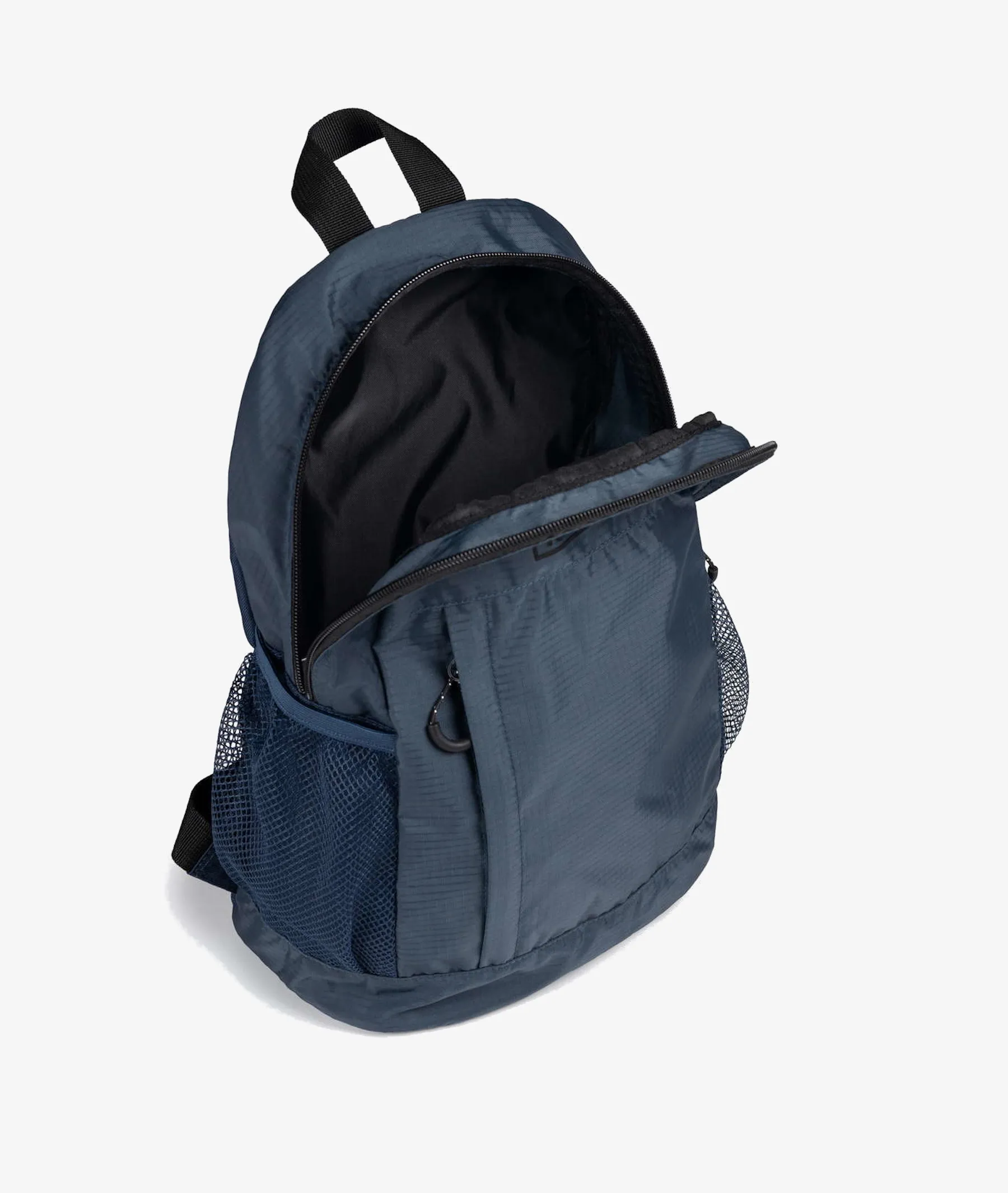 Bolso textil MUNICH BACKPACK SLIM SMALL en azul marino  Medidas  21 x 14 x 38 cm
