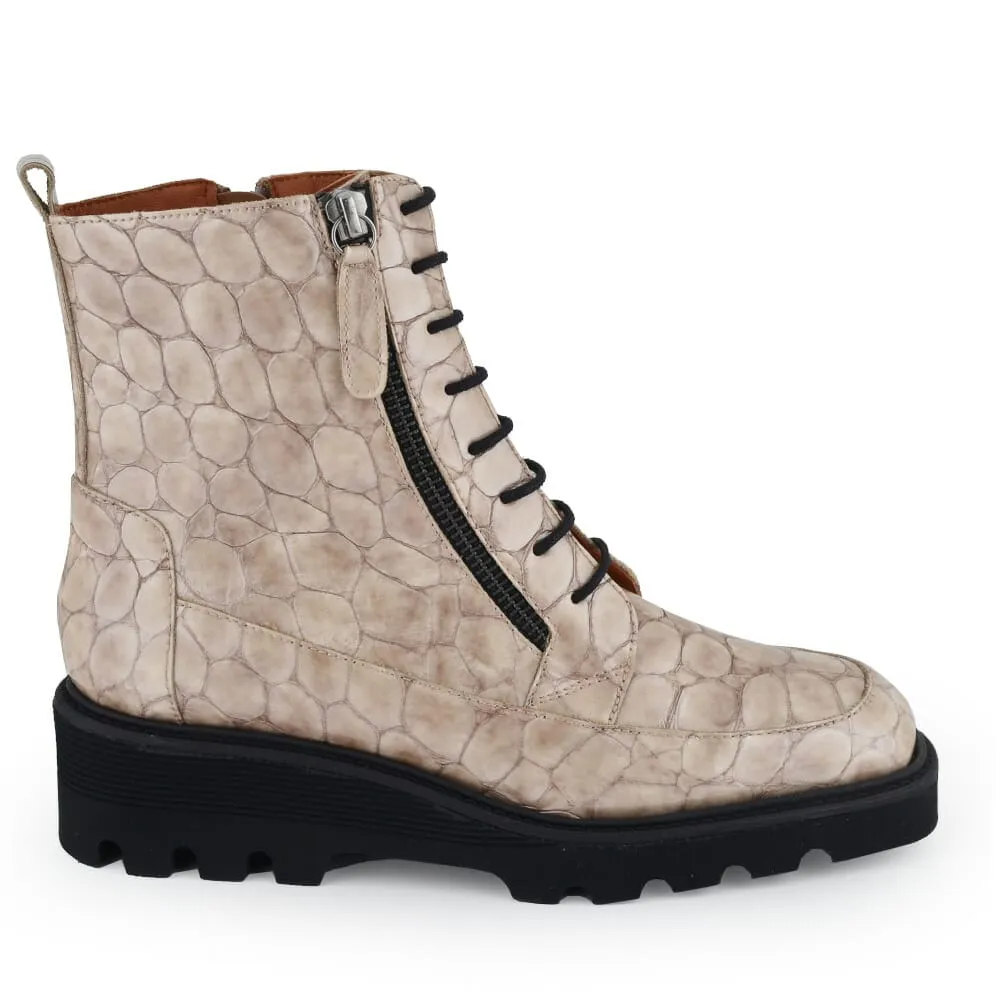 Botín Charol Almirante II Beige