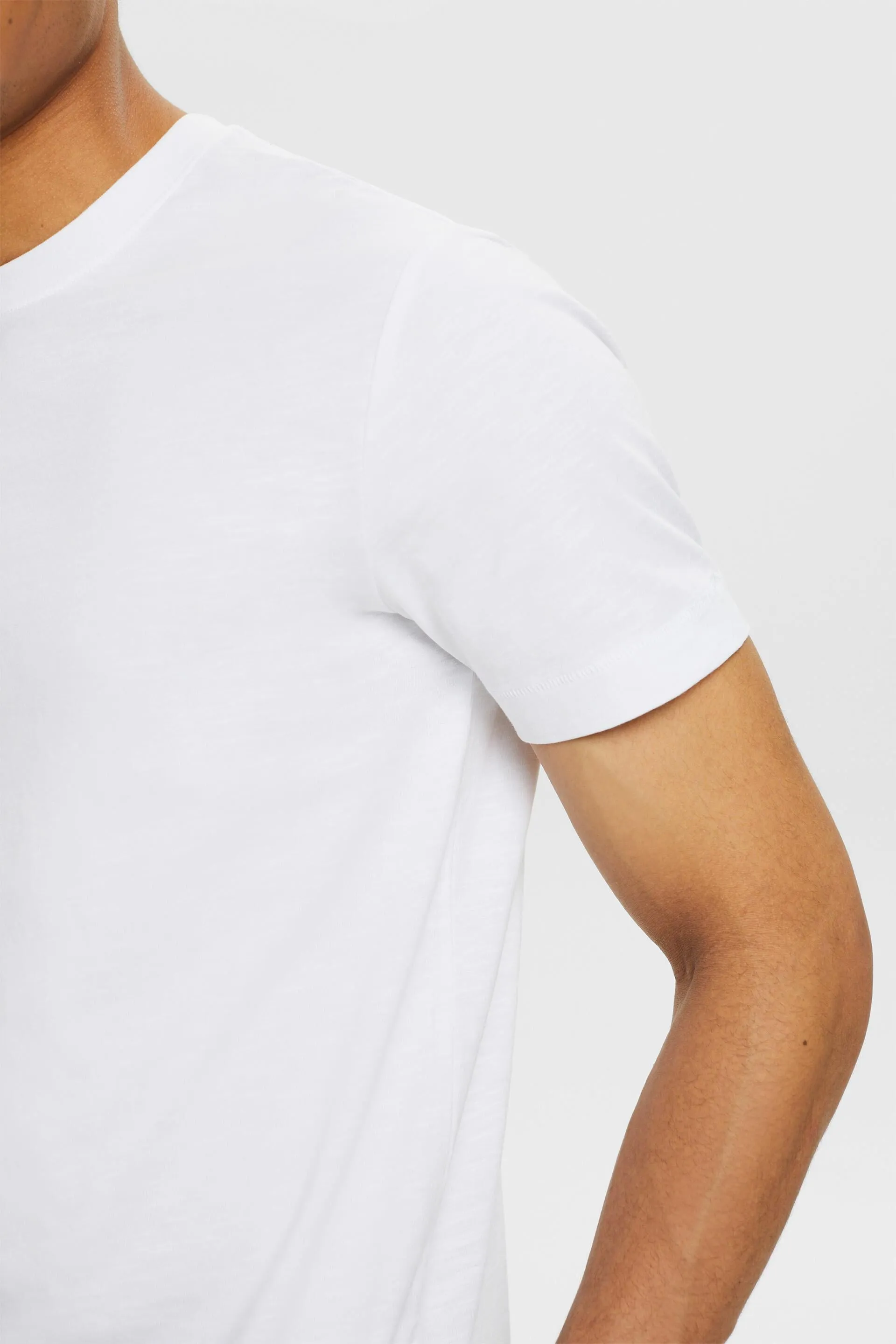 Camiseta con textura flameada