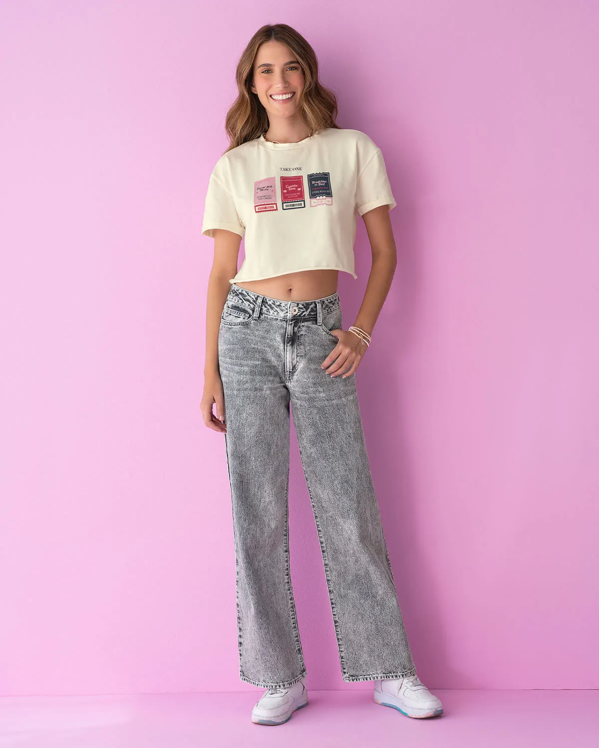 Camiseta manga corta con estampado frontal