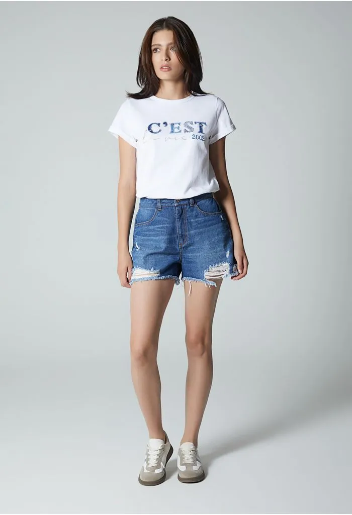 Camiseta para mujer con hotfix y texto e