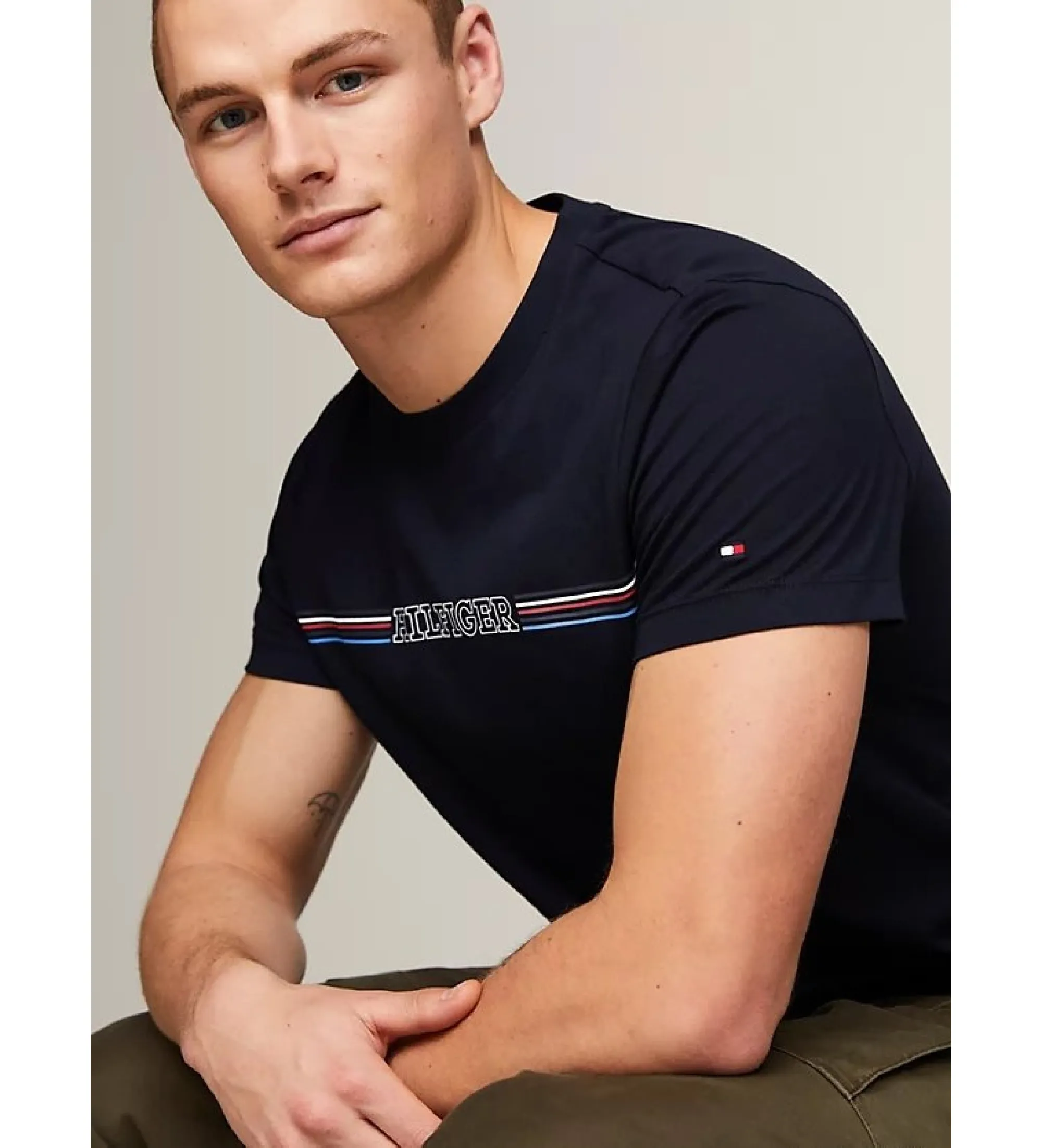 Camiseta slim con logo marino