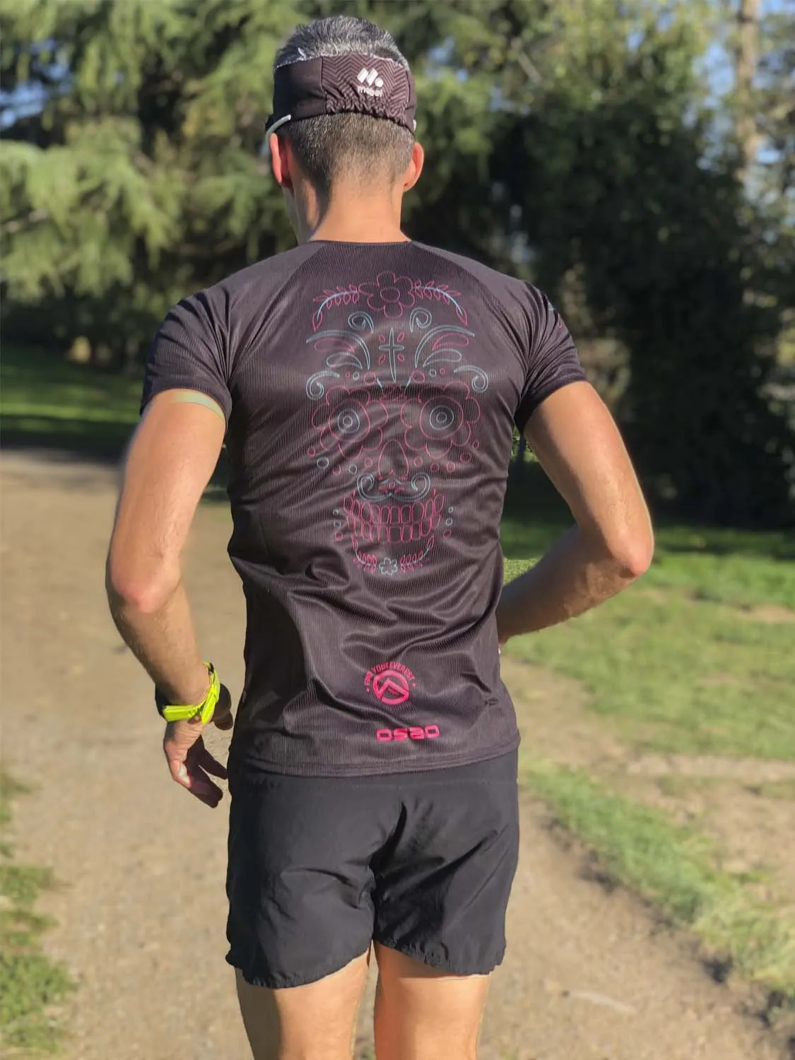 CAMISETA TÉCNICA FIND YOUR EVEREST SKULL