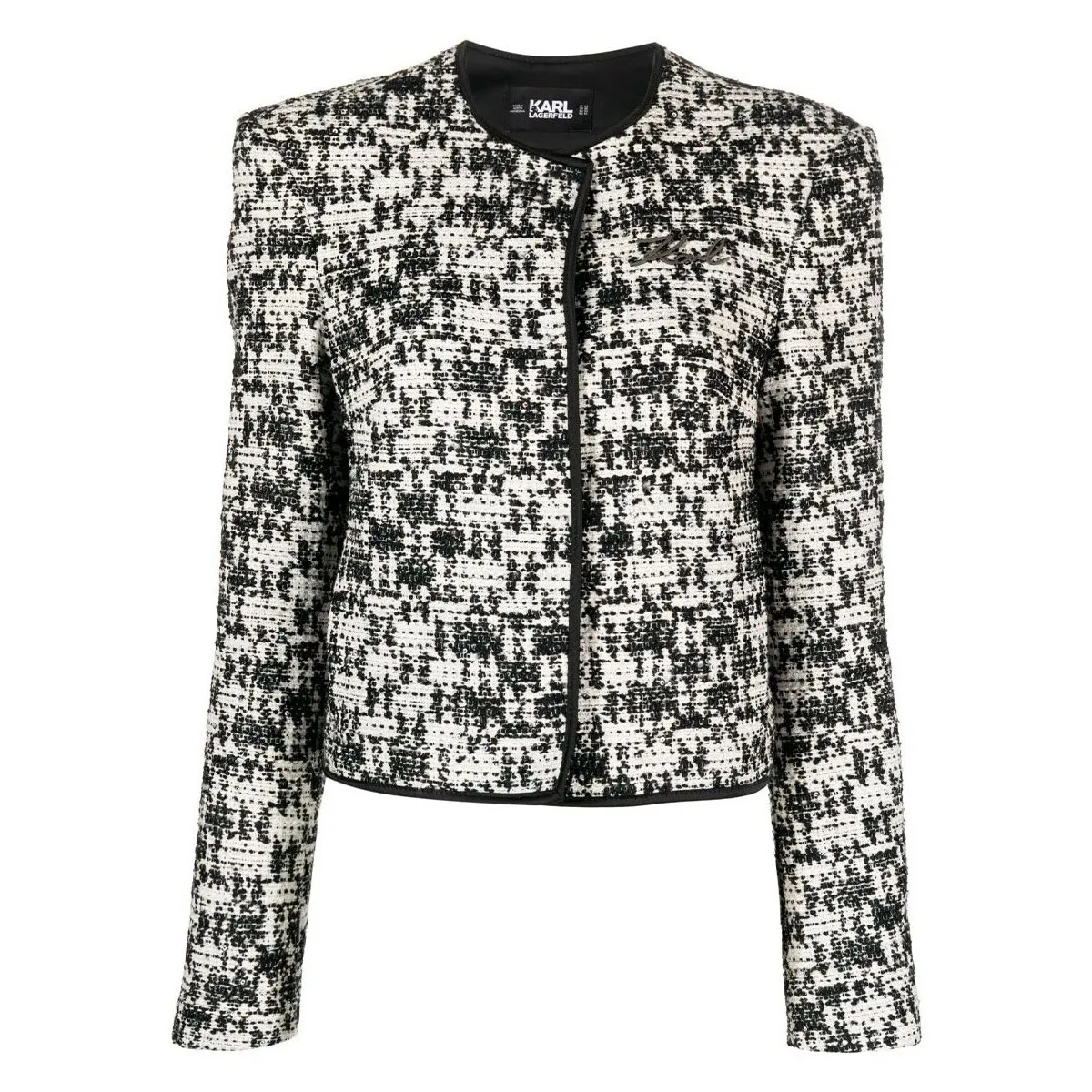  CHAQUETA CON LOGO BORDADO