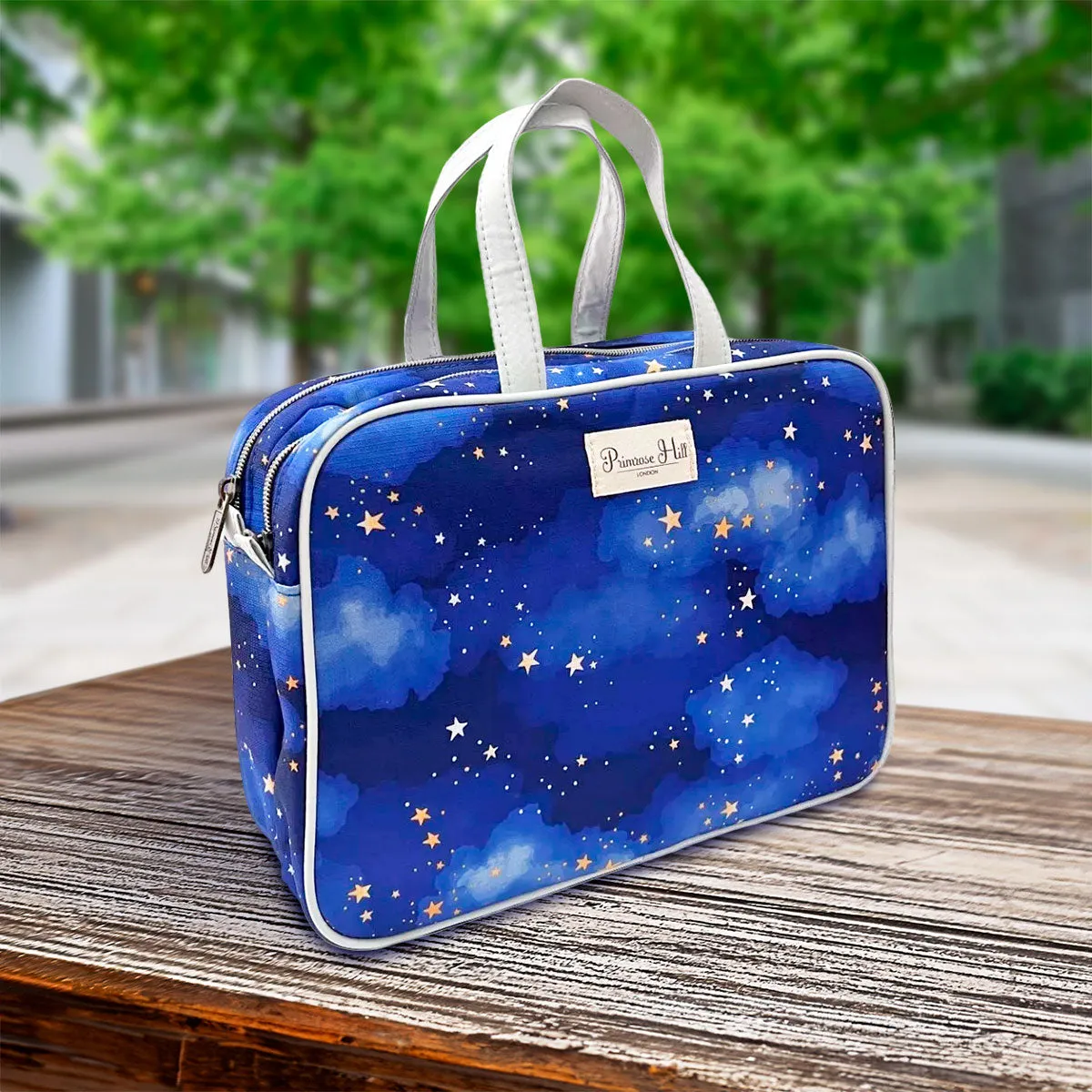 Cosmetiquera color Azul con Diseo de Estrellas