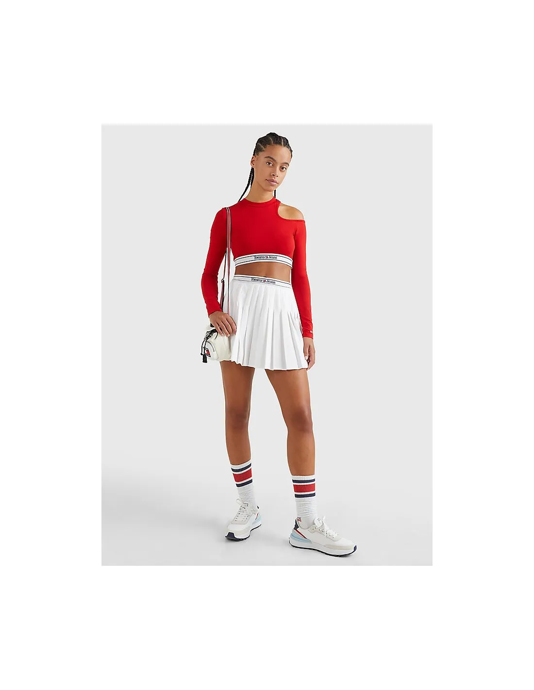 Crop top de manga larga con detalle cut out de Tommy Jeans