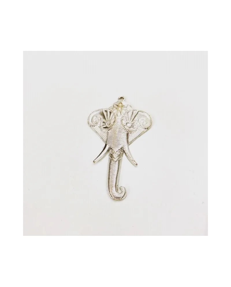 Elefante de metal