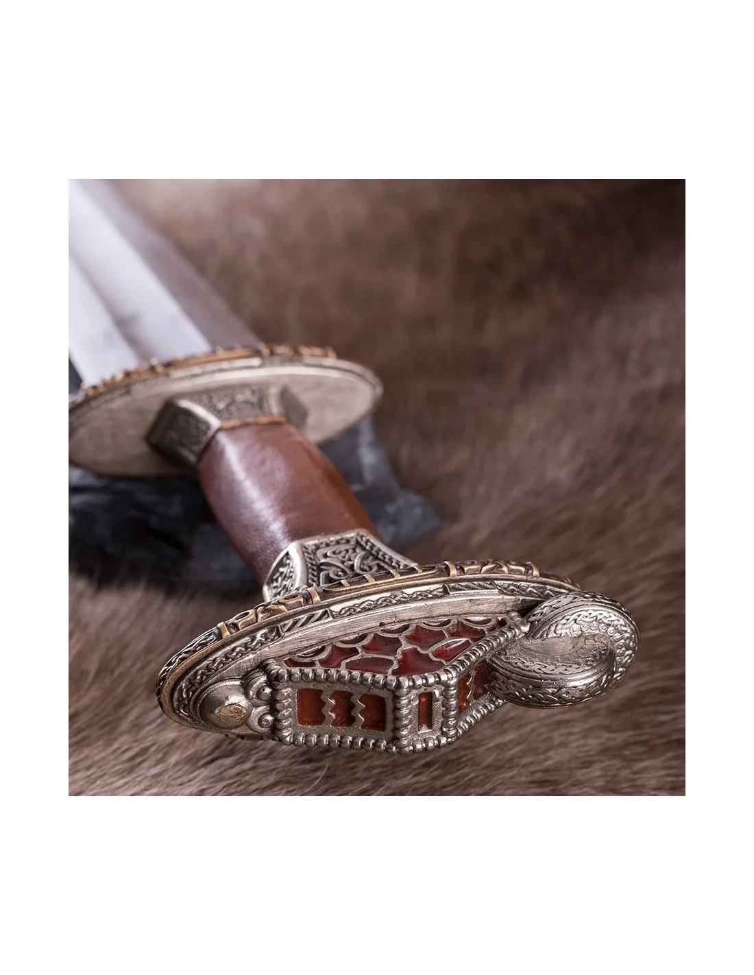 Espada escandinava era del Vendel en acero de Damasco, acabado plateado