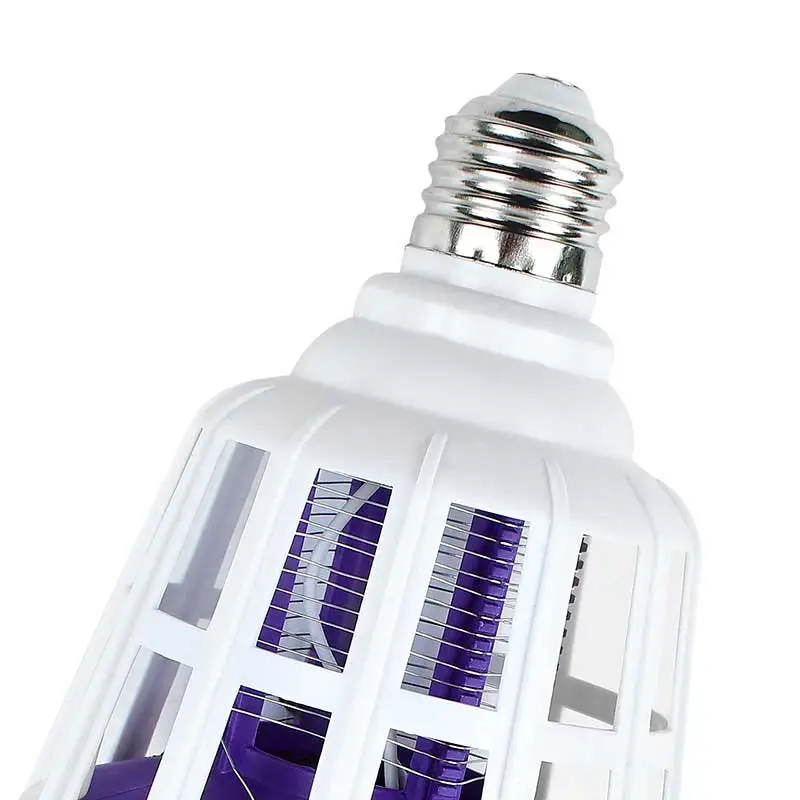 Foco LED Mata Insectos Sanelec 1653 Luz Fría