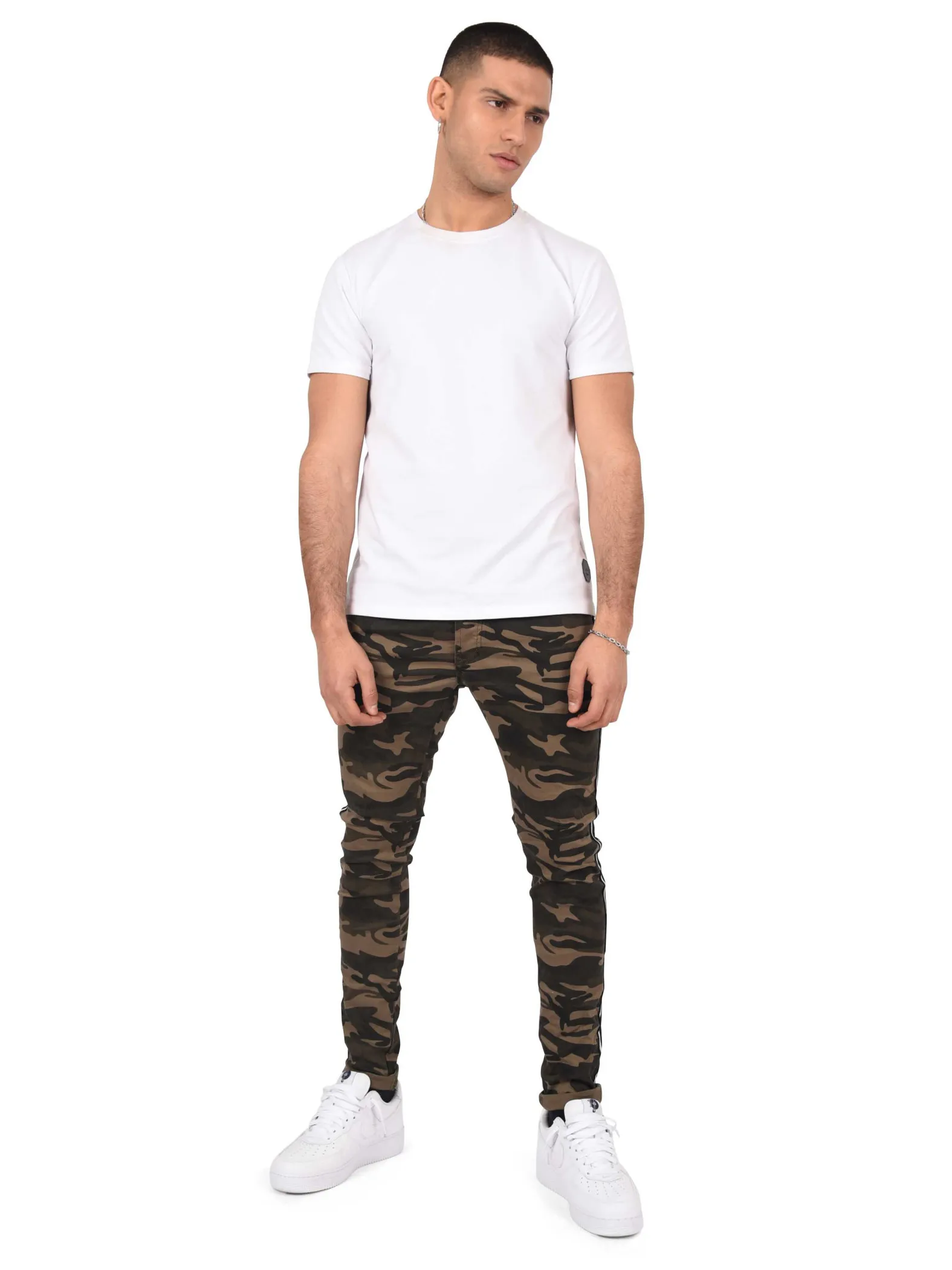 Jeans pitillo con rayas bicolores