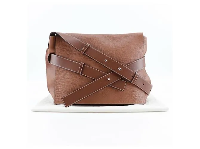 Mensajero de Loewe Castaño 