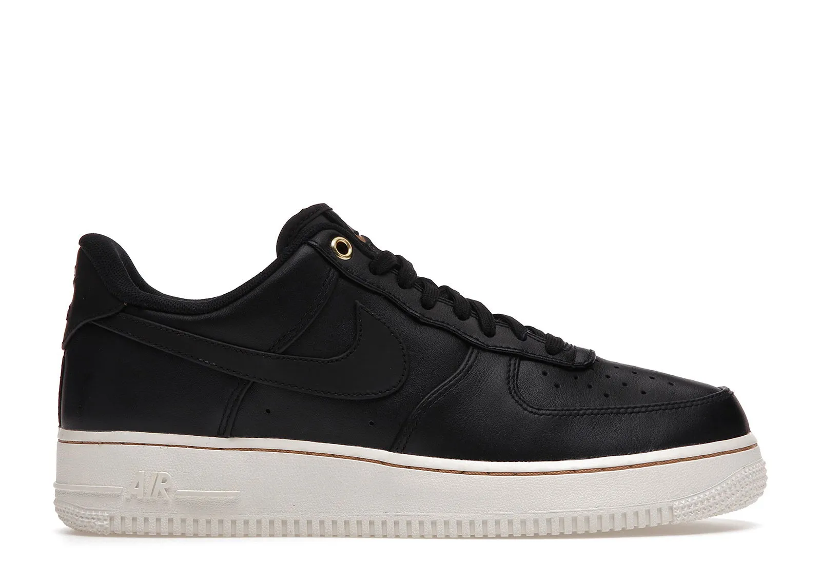 Nike Air Force 1 Low Black Pack