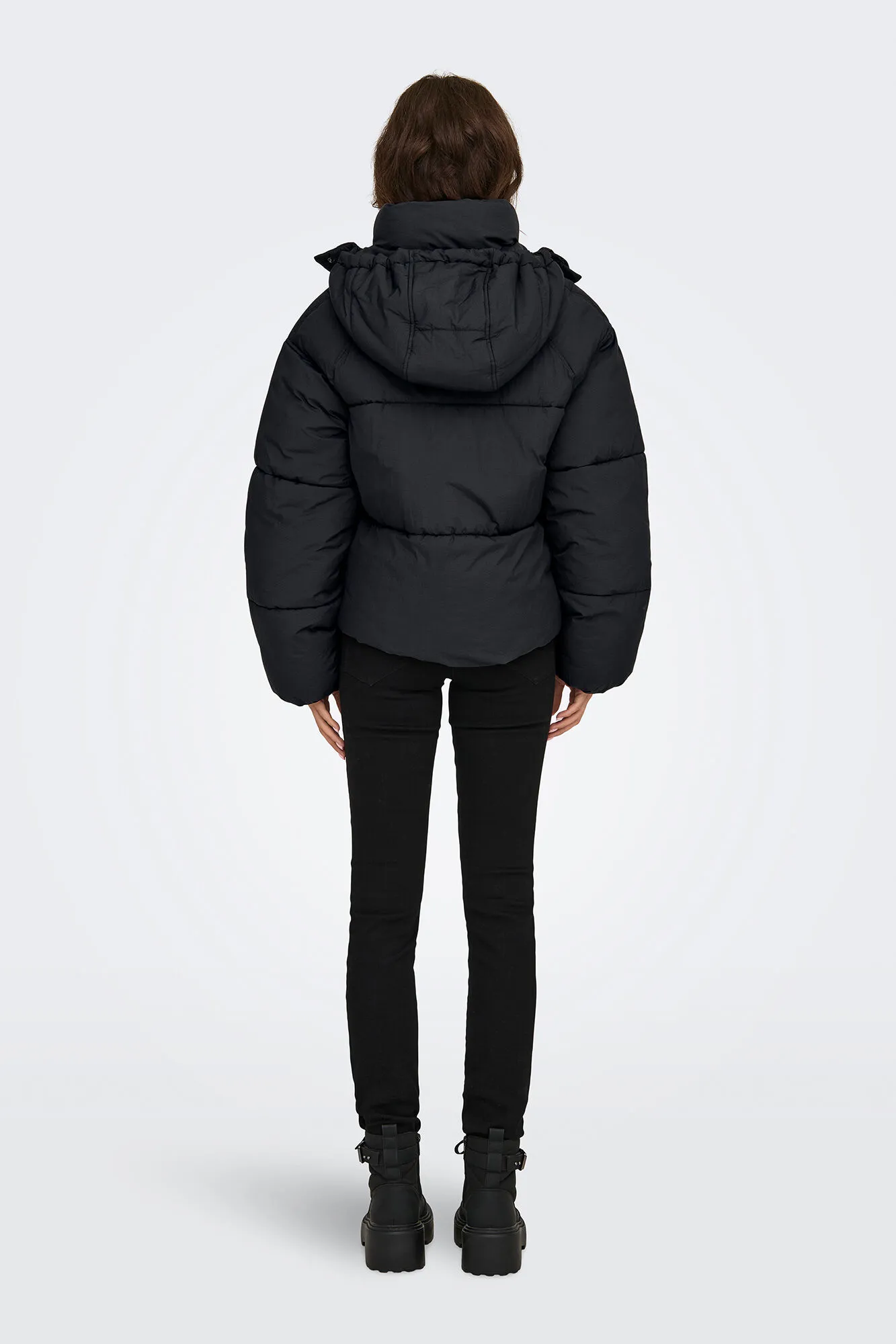 Only Chaqueta acolchada con capucha