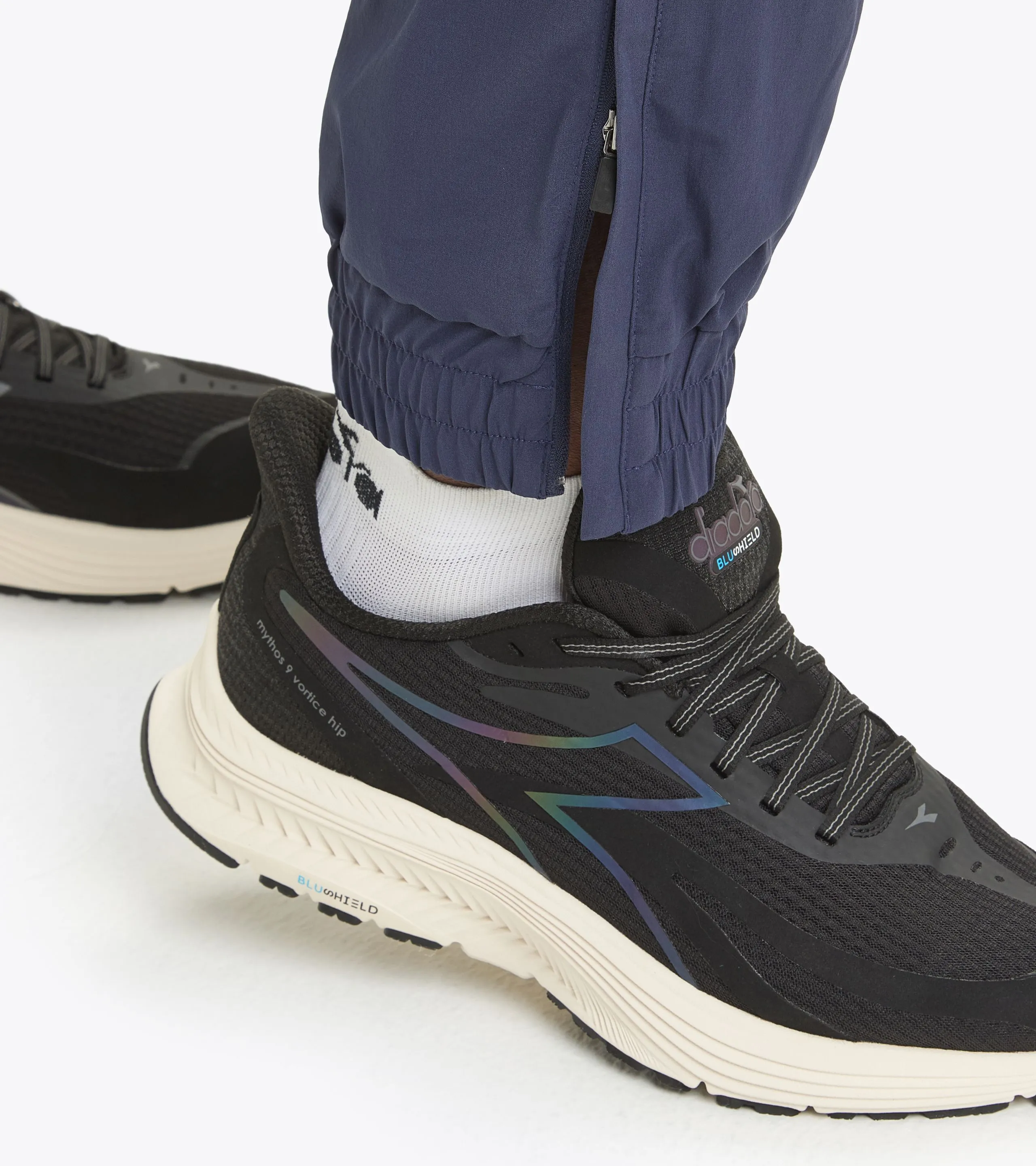 PANTA TUTA RAPPRESENTANZA BV24 ITALIA PANTAL&OACUTE;N DE CH&AACUTE;NDAL DE REPRESENTACI&OACUTE;N PARA HOMBRE  SELECCI&OACUTE;N 