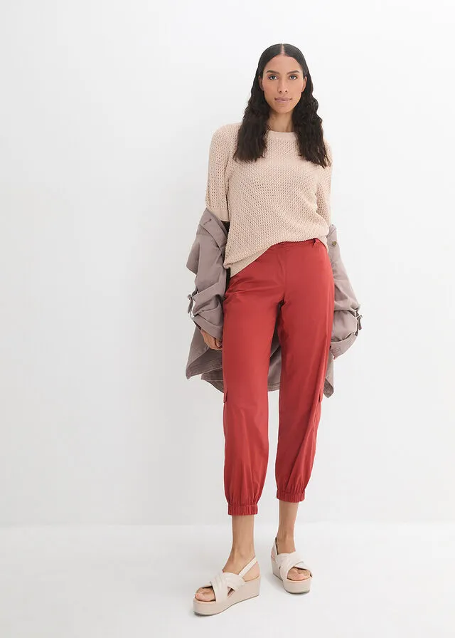 Pantalón cargo estilo papertouch con forma de O rojo carmín
