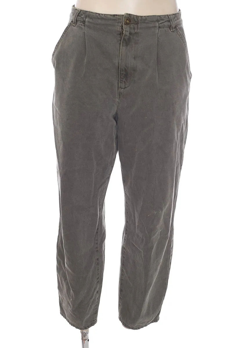 PANTALóN COLOR VERDE  NAF NAF