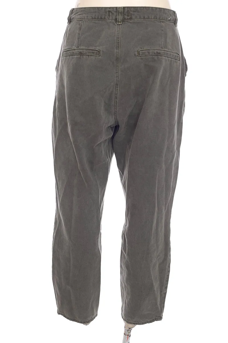 PANTALóN COLOR VERDE  NAF NAF