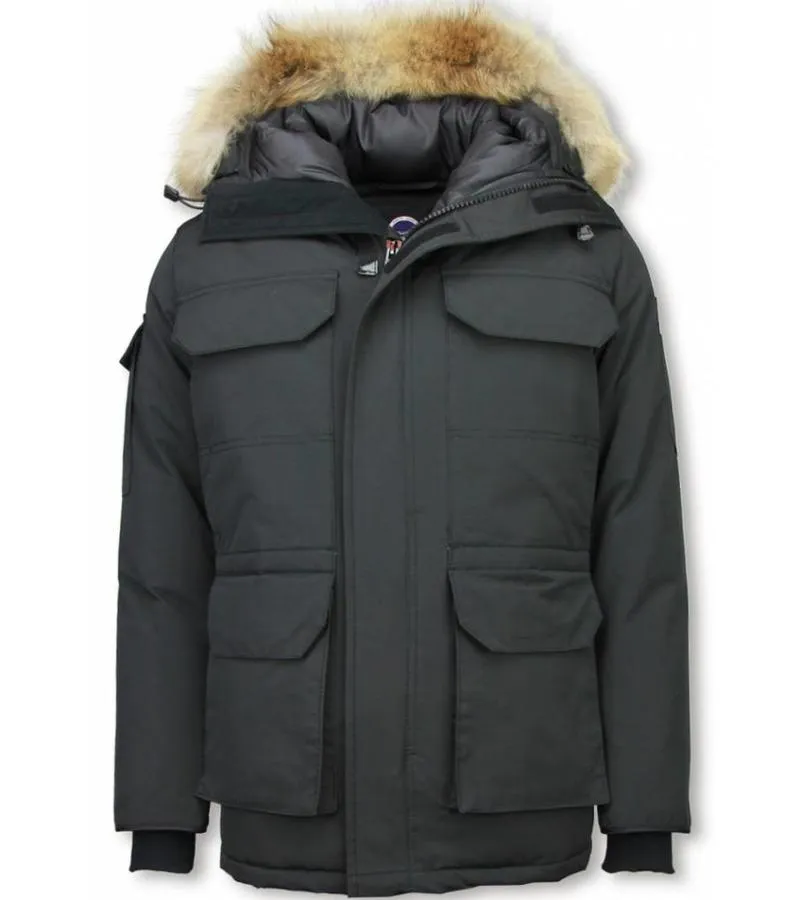 PARKAS HOMBRE  PARKA DE INVIERNO  MEDIA LUNA  CUELLO DE PIEL  EXPEDITION PARKA  NEGRO