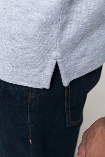 Polo con botones de presión y manga corta para hombre