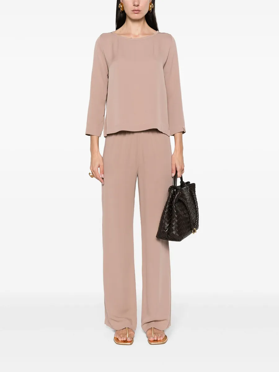 PRIVATE 02 04 TOP
