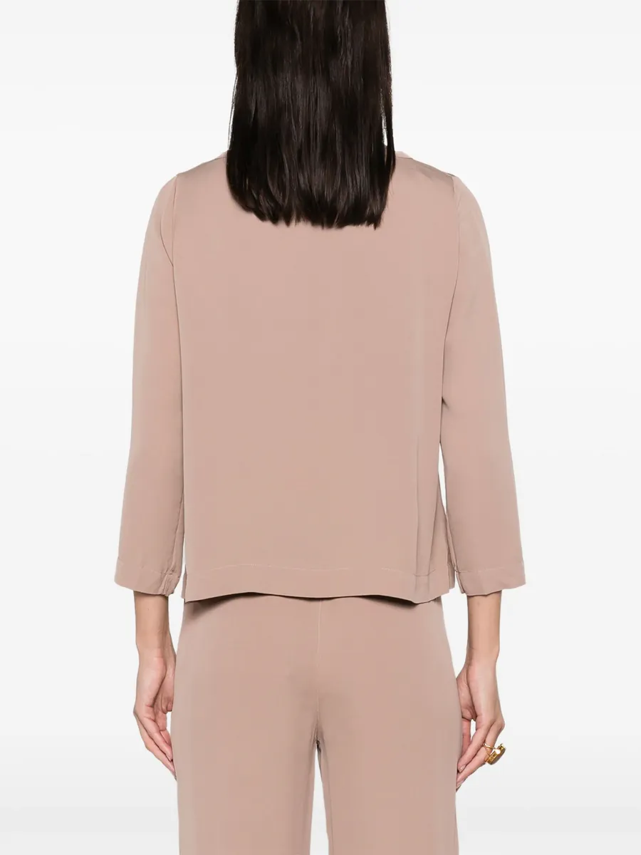 PRIVATE 02 04 TOP
