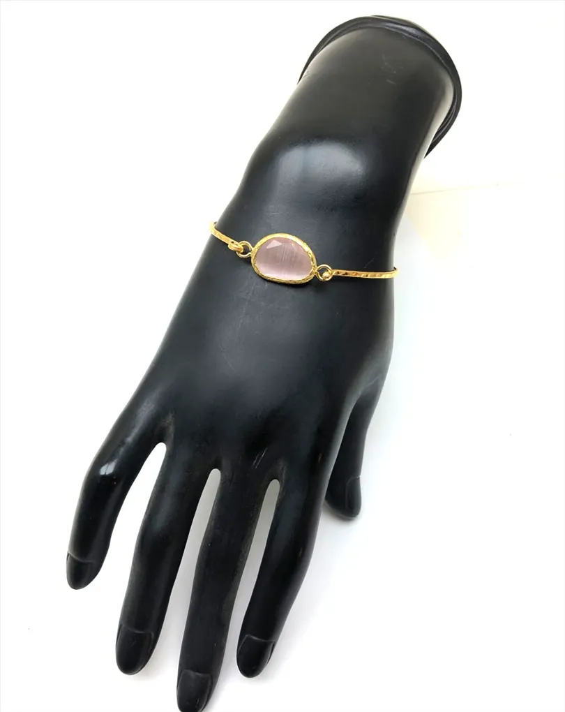 PULSERAS CHAPADAS EN ORO DECORADAS CON PIEDRAS PARA MUJER