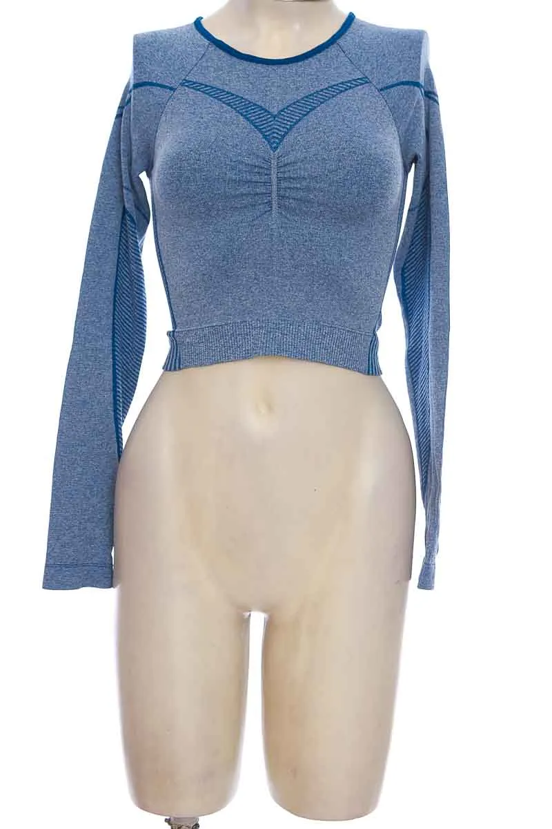 ROPA DEPORTIVA / SALIDA DE BAñO COLOR AZUL  CLOSEANDO