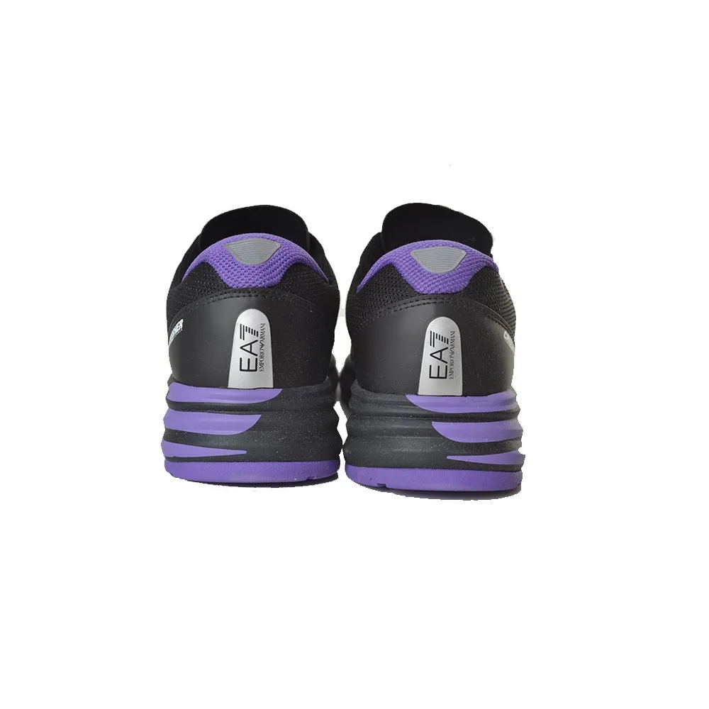 Sneakers EA7 Emporio Armani X8X094 XK239 Color Negro y Lila