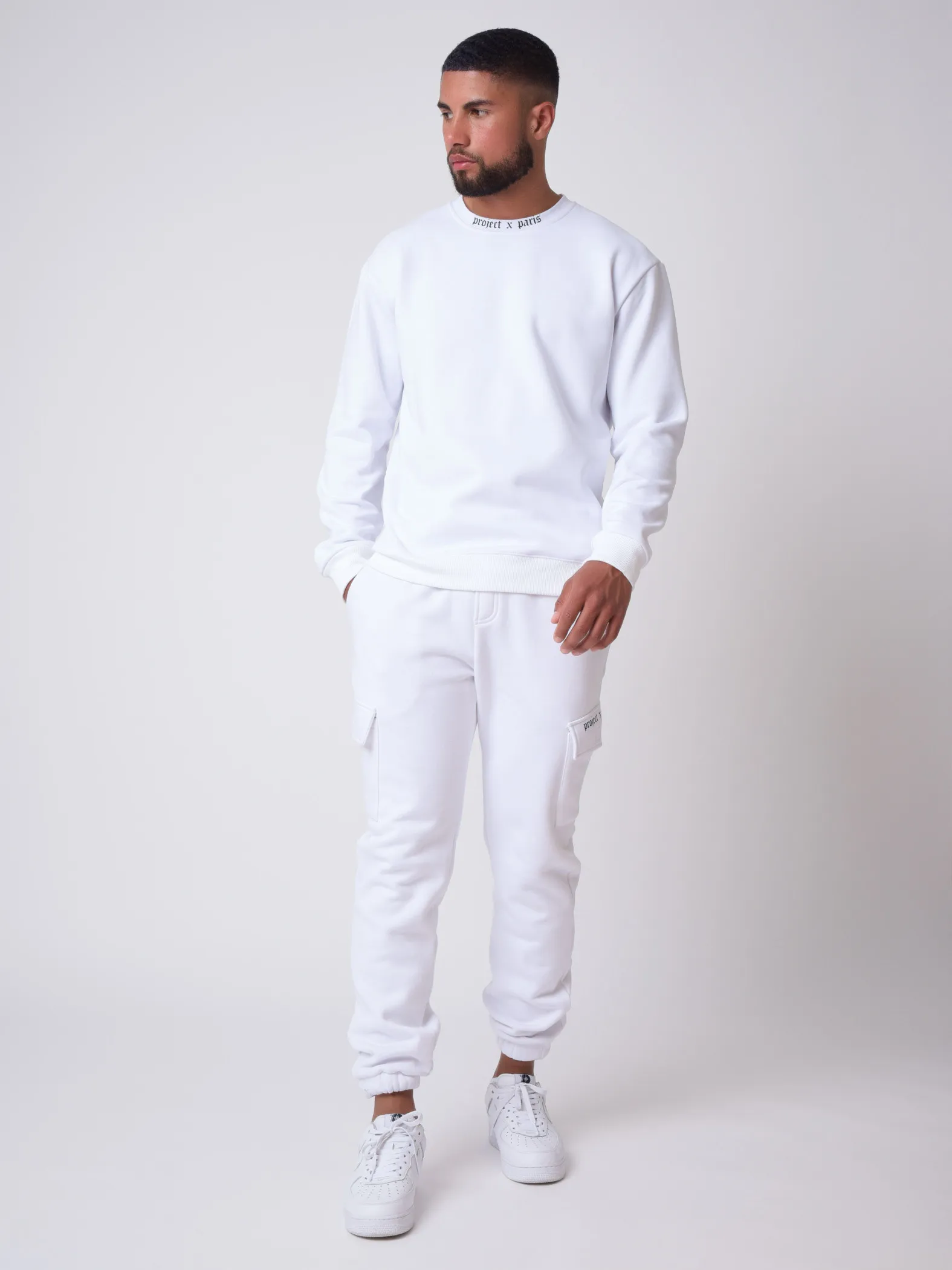 Sudadera de cuello redondo con estampado gótico