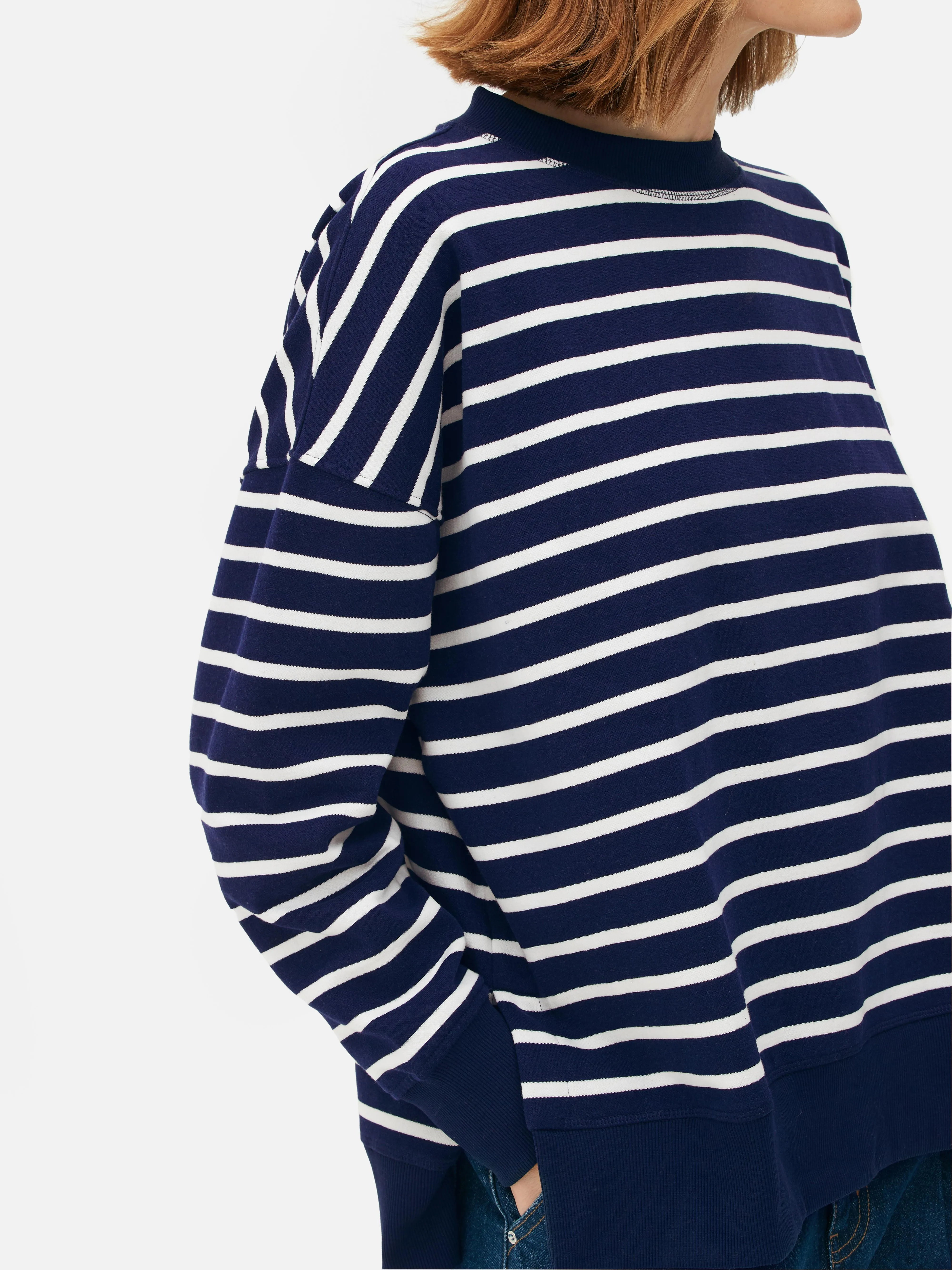 Sudadera extragrande con cuello redondo a rayas