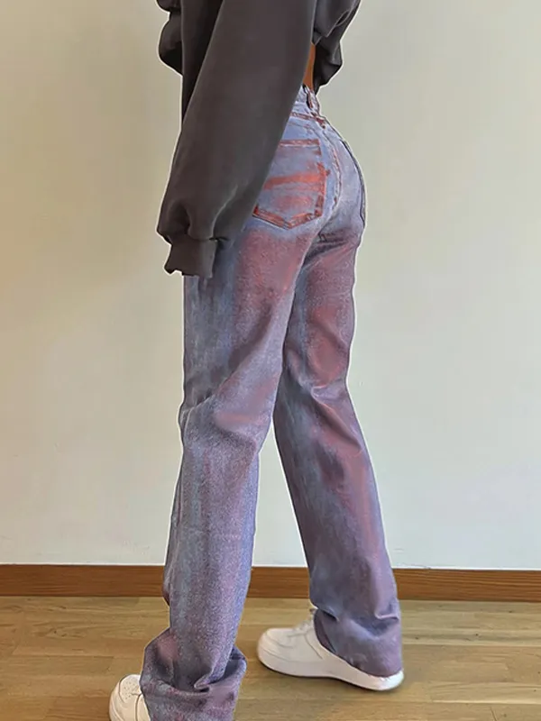 VAQUEROS ESTILO BOYFRIEND CON EFECTO TIEDYE Y LAVADO CALLEJERO