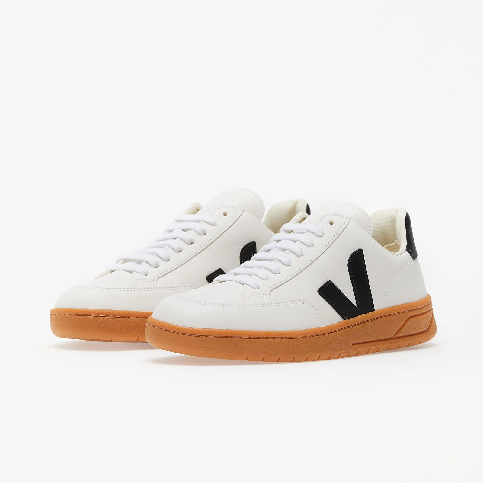 VEJA V12