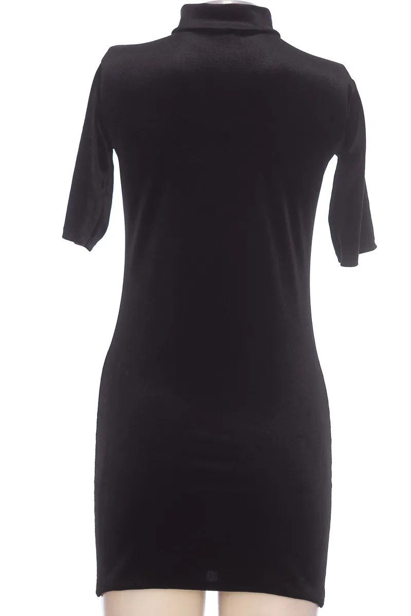 VESTIDO / ENTERIZO COLOR NEGRO  CLOSEANDO