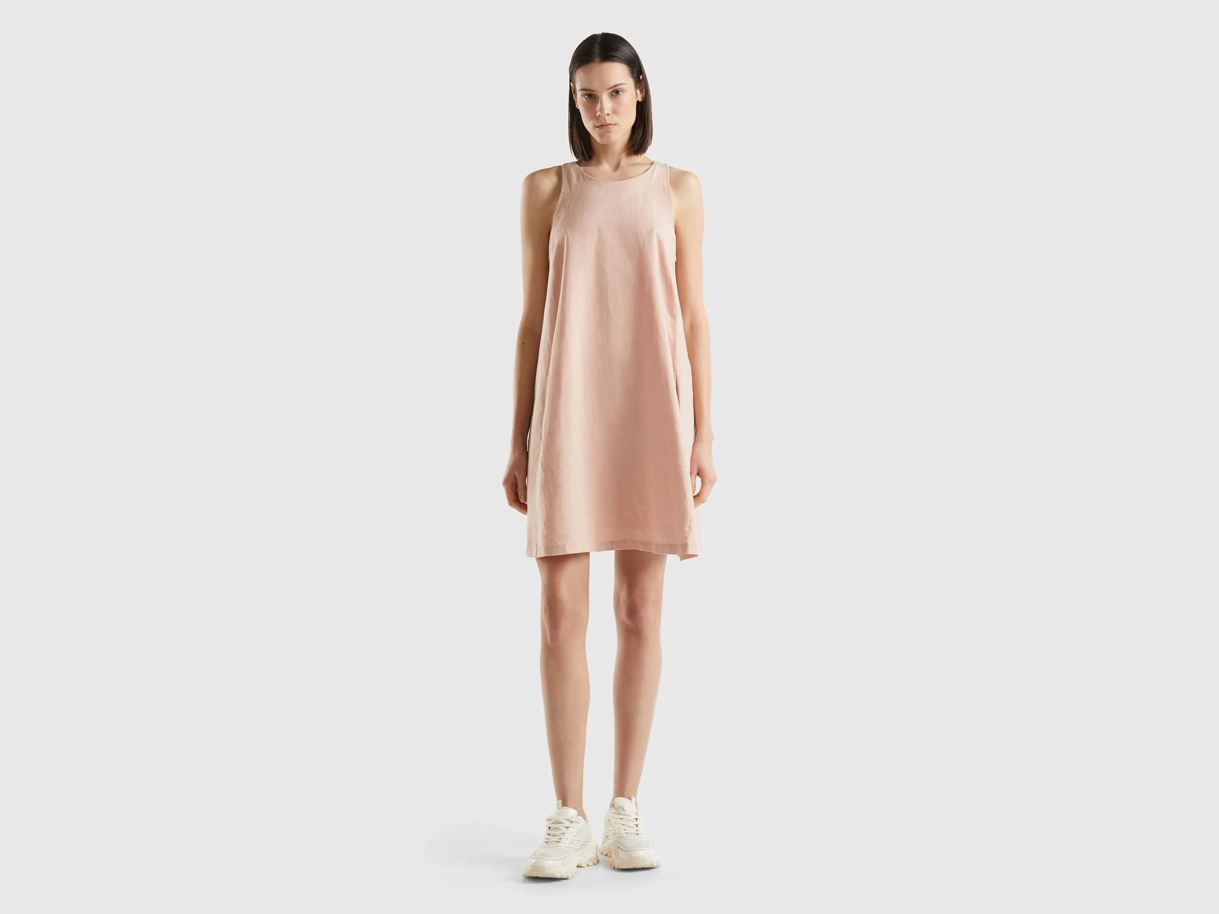 Vestido de puro lino sin mangas